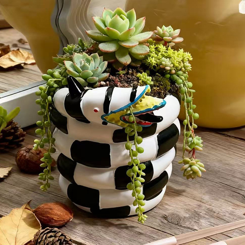 1 Parça Siyah Beyaz Yılan Şekl - Snake Plant Ceramic incelemesi ve fiyatı